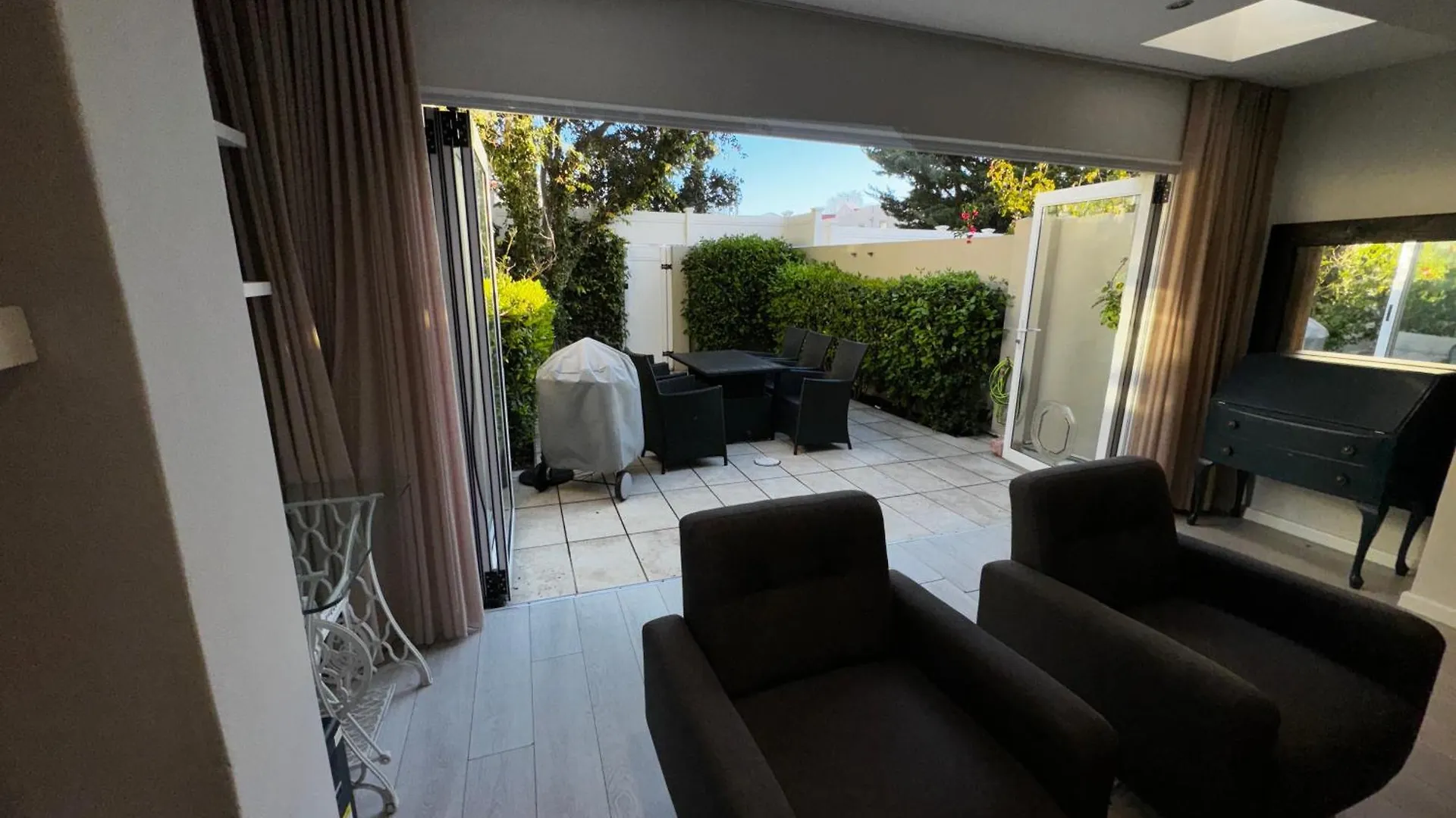 Hébergement de vacances Villa The Avenues Security Estate- House à Le Cap